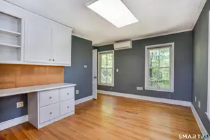20 Wettleson Ave, West Hartford, CT 06107 - Photo 33
