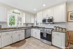 12 Lindros Ln, Waterford, CT 06385 - Photo 21