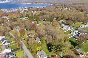 12 Lindros Ln, Waterford, CT 06385 - Photo 7