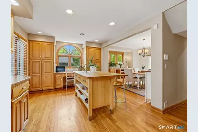 200 Alston Avenue, New Haven, CT 06515 - Photo 13