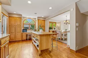 200 Alston Ave, New Haven, CT 06515 - Photo 13