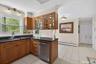 482 Luba Dr, Orange, CT 06477 - Photo 7