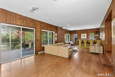 4 Alan Road, Danbury, CT 06810 - Photo 19