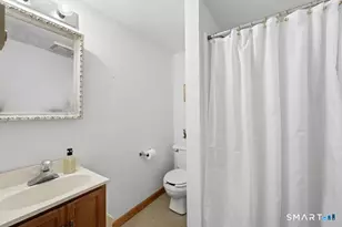 2 Higate Ln, Simsbury, CT 06070 - Photo 33