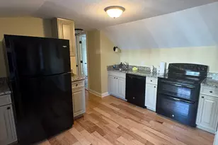 7 Coit St, New London, CT 06320 - Photo 5