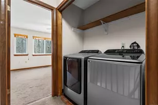 118 Hilltop Dr, Simsbury, CT 06089 - Photo 17