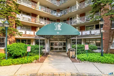 71 Strawberry Hill Avenue #1010, Stamford, CT 06902 - Photo 1