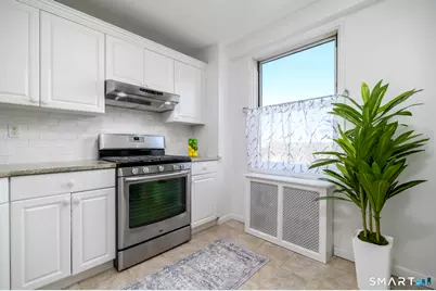 71 Strawberry Hill Avenue #1010, Stamford, CT 06902 - Photo 3