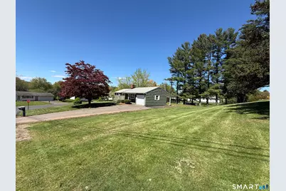8 Tulip Drive, Meriden, CT 06450 - Photo 7