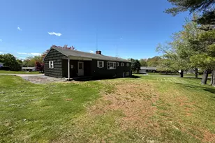 8 Tulip Dr, Meriden, CT 06450 - Photo 5