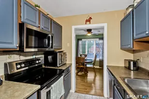 36 Joseph Ct, East Windsor, CT 06016 - Photo 5