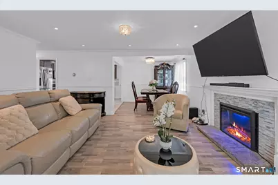 25 Crystal Street, Wethersfield, CT 06109 - Photo 13