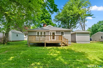 137 Brewster Road, West Hartford, CT 06117 - Photo 25