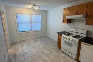 239 Tremont St, New Britain, CT 06051 - Photo 3