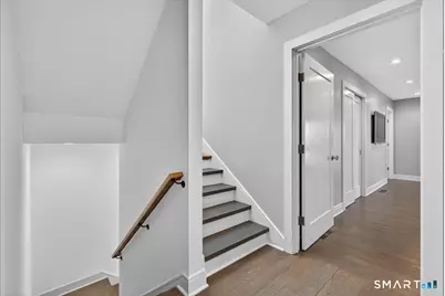 33 Pearl Street, Milford, CT 06460 - Photo 31