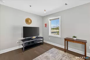 33 Pearl St, Milford, CT 06460 - Photo 25