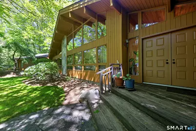 961 Green Circle, Orange, CT 06477 - Photo 3