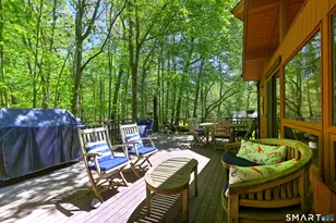 961 Green Cir, Orange, CT 06477 - Photo 7