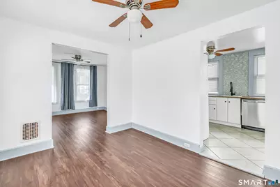 6 Alfred Court, Stratford, CT 06615 - Photo 9
