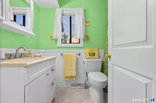 315 Navajo Lane, Stratford, CT 06614 - Photo 13