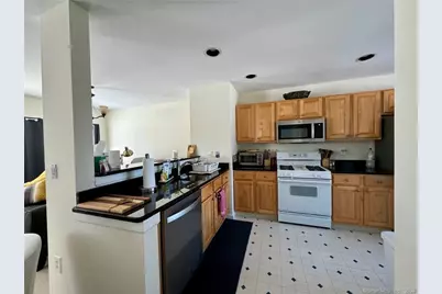 4003 Hancock Drive #4003, Danbury, CT 06811 - Photo 3