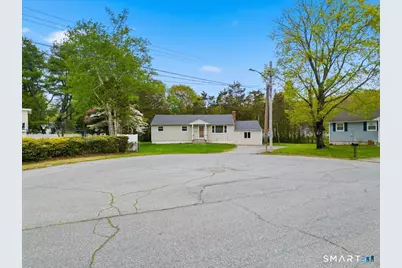 13 Mark Trail, Groton, CT 06340 - Photo 1