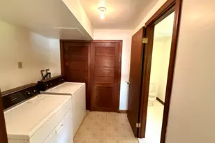 75 Masna Pl, Stratford, CT 06614 - Photo 33
