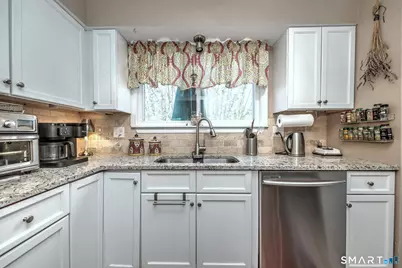 51 Staffordshire Common Drive #51, Wallingford, CT 06492 - Photo 23