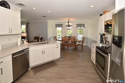 30 Michael Lane, Suffield, CT 06078 - Photo 5