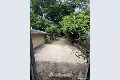38 Mead Street, Stamford, CT 06907 - Photo 3