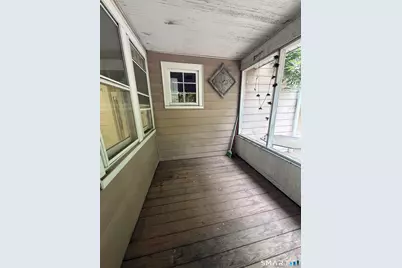 38 Mead Street, Stamford, CT 06907 - Photo 5