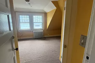 38 Mead St, Stamford, CT 06907 - Photo 13