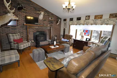 8 Dean Drive, Newington, CT 06111 - Photo 3