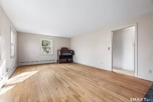 27 Valley Rd, Shelton, CT 06484 - Photo 7