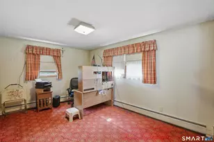 40 Royal Oak Rd, New Britain, CT 06053 - Photo 13