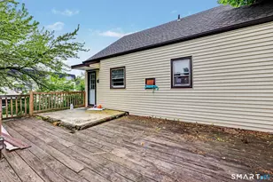 884 Wood Ave, Bridgeport, CT 06604 - Photo 19