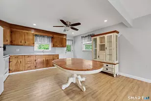 884 Wood Ave, Bridgeport, CT 06604 - Photo 9