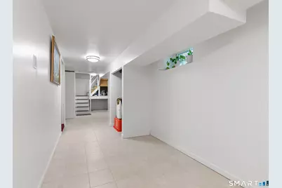 6 Over Street, Waterbury, CT 06708 - Photo 15