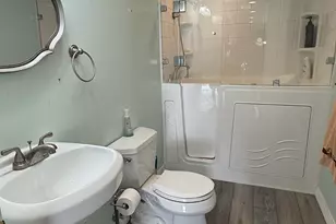 1130 Hanover Ave, Meriden, CT 06451 - Photo 11
