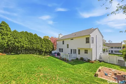 9 Clairmont Circle, Groton, CT 06355 - Photo 3