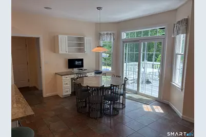 37 Oakwood Lane, Hamden, CT 06518 - Photo 5