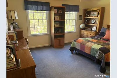 37 Oakwood Lane, Hamden, CT 06518 - Photo 21