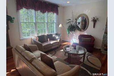 37 Oakwood Lane, Hamden, CT 06518 - Photo 9