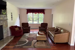 37 Oakwood Ln, Hamden, CT 06518 - Photo 13