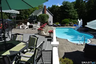 37 Oakwood Ln, Hamden, CT 06518 - Photo 35