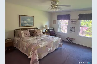 37 Oakwood Lane, Hamden, CT 06518 - Photo 19