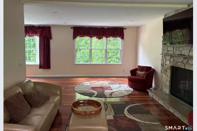 37 Oakwood Lane, Hamden, CT 06518 - Photo 9
