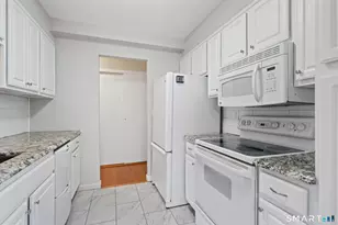 891 Farmington Ave, West Hartford, CT 06119 - Photo 17
