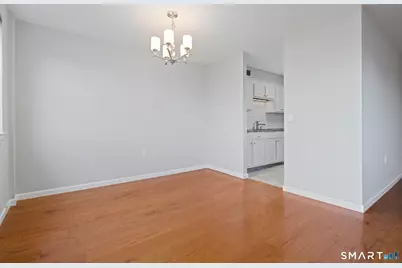 891 Farmington Avenue #5F, West Hartford, CT 06119 - Photo 13