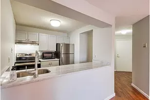 181 Loomis Dr, West Hartford, CT 06107 - Photo 9